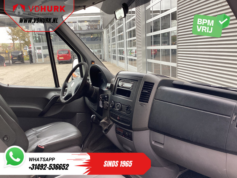 Volkswagen Crafter 50 2.5 TDI Aut. L2H2 DC Dubbel Cabine EXPORT 5 cil/ 3.5t Trekverm./ Airco/ 6 Pers./ 270Gr.Deuren/ Trekhaak - Fourgon utilitaire, Utilitaire double cabine: photos 3 Volkswagen Crafter 50 2.5 TDI Aut. L2H2 DC Dubbel Cabine EXPORT 5 cil/ 3.5t Trekverm./ Airco/ 6 Pers./ 270Gr.Deuren/ Trekhaak - Fourgon utilitaire, Utilitaire double cabine: photos 3