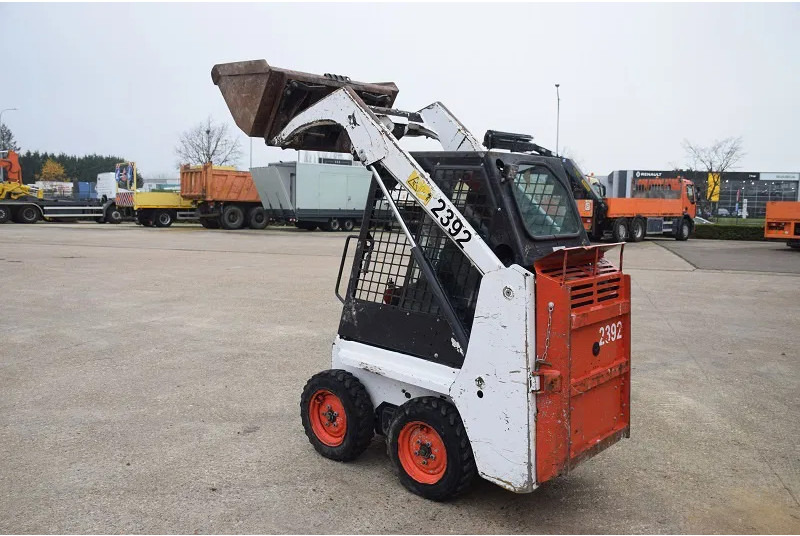 Bobcat S70 - Mini chargeuse: photos 4 Bobcat S70 - Mini chargeuse: photos 4