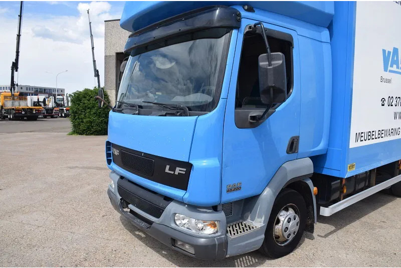 DAF LF 220 LF45 220 - Camion fourgon: photos 3 DAF LF 220 LF45 220 - Camion fourgon: photos 3