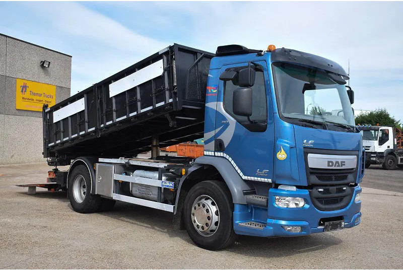 DAF LF 310 - Camion benne: photos 1 DAF LF 310 - Camion benne: photos 1