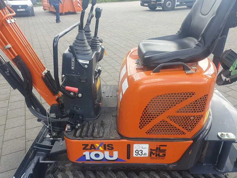 Mini pelle Hitachi ZX10U - 6 serie - 33 working hours -: photos 6