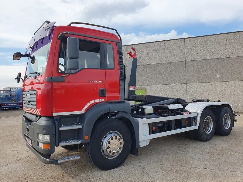 MAN TGA 28.390 - Camion ampliroll: photos 1 MAN TGA 28.390 - Camion ampliroll: photos 1
