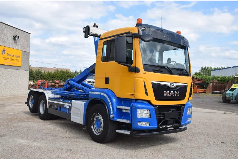MAN TGS 26.420 - Camion ampliroll: photos 3 MAN TGS 26.420 - Camion ampliroll: photos 3