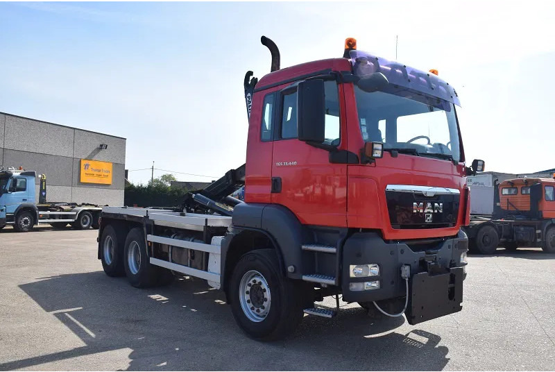 MAN TGS 33.440 - Camion ampliroll: photos 4 MAN TGS 33.440 - Camion ampliroll: photos 4