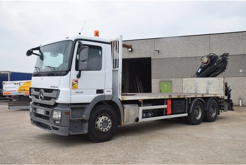 Mercedes-Benz Actros 2641 - Camion plateau, Camion grue: photos 3 Mercedes-Benz Actros 2641 - Camion plateau, Camion grue: photos 3