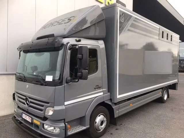Mercedes-Benz Atego 1018 *Cruise control*Airco*Achteruitrijcamera*elektrische ruiten - Camion chevaux: photos 1 Mercedes-Benz Atego 1018 *Cruise control*Airco*Achteruitrijcamera*elektrische ruiten - Camion chevaux: photos 1