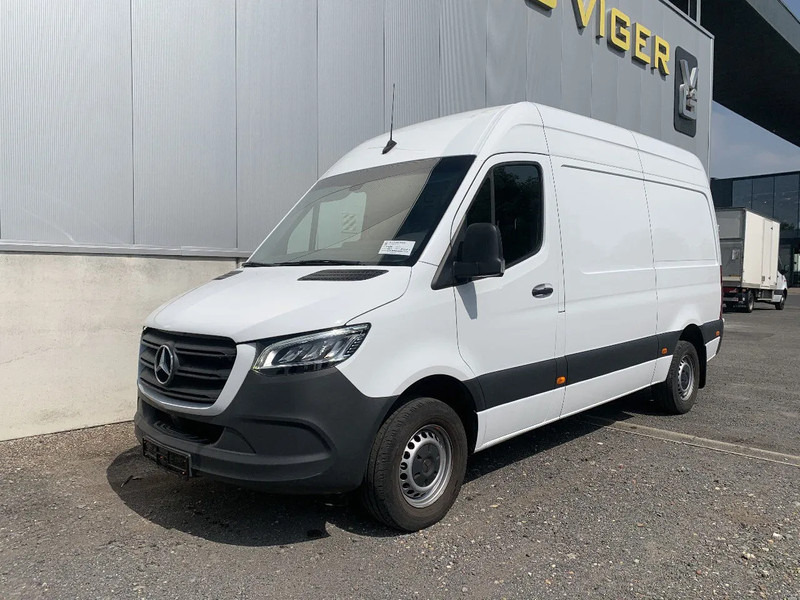 Mercedes-Benz Sprinter 317 CDI*L2H2*TREKHAAK*ACHTERUITRIJCAMERA*NAVI* - Fourgon utilitaire: photos 1 Mercedes-Benz Sprinter 317 CDI*L2H2*TREKHAAK*ACHTERUITRIJCAMERA*NAVI* - Fourgon utilitaire: photos 1