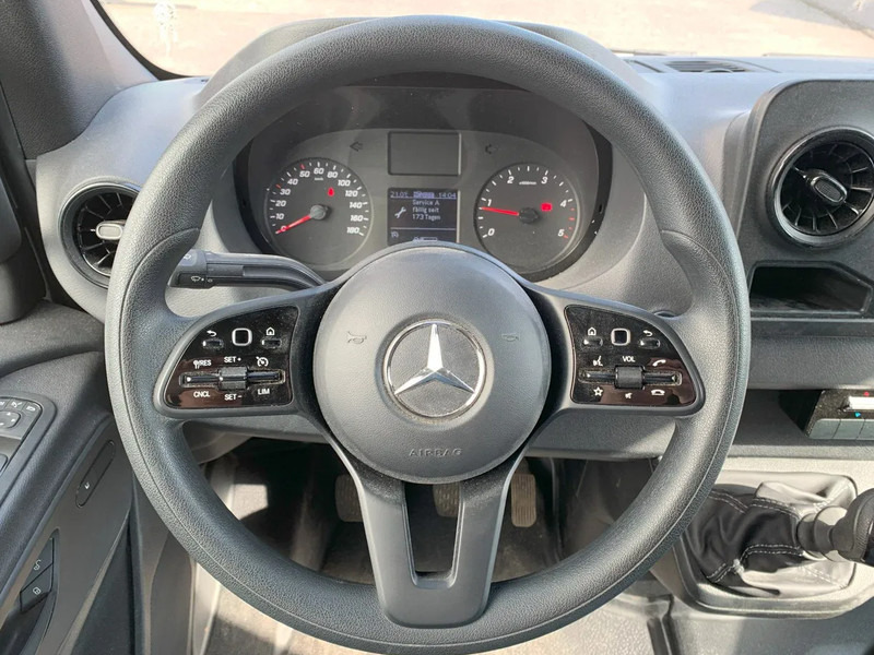 Mercedes-Benz Sprinter 317 CDI*NEW XARIOS 350*L2H2*360°CAMERA*TEMPOMAT*NAVIGATIE* - Véhicule utilitaire frigorifique: photos 5 Mercedes-Benz Sprinter 317 CDI*NEW XARIOS 350*L2H2*360°CAMERA*TEMPOMAT*NAVIGATIE* - Véhicule utilitaire frigorifique: photos 5