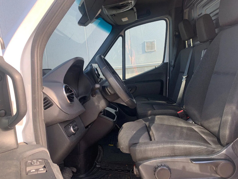 Mercedes-Benz Sprinter 317 CDI*RWD PRO*L2H2*Tempomat*360°Camera*Navi - Fourgon utilitaire: photos 3 Mercedes-Benz Sprinter 317 CDI*RWD PRO*L2H2*Tempomat*360°Camera*Navi - Fourgon utilitaire: photos 3
