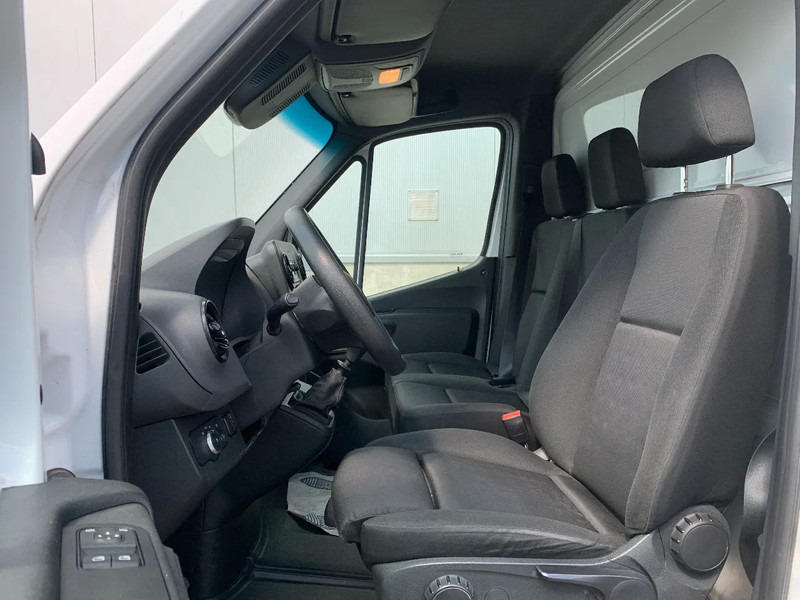 Mercedes-Benz Sprinter 514 CDI*LAADKLEP*CRUISE*AIRCO* - Fourgon: photos 3 Mercedes-Benz Sprinter 514 CDI*LAADKLEP*CRUISE*AIRCO* - Fourgon: photos 3