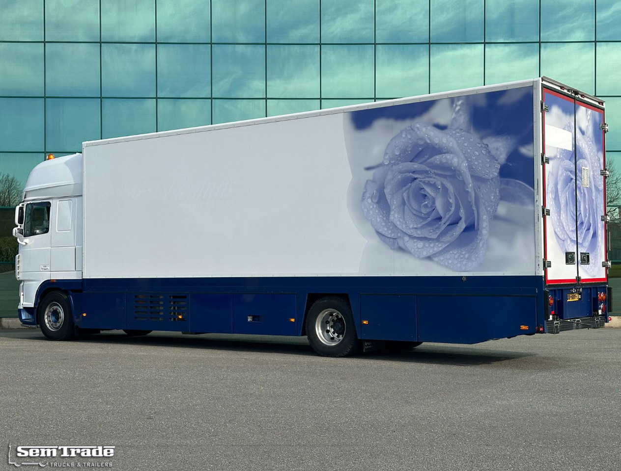 DAF XF 105.460 SSC 7 Karren BAK Bloemen Verkoop Koeling Klep Kachel - Camion frigorifique: photos 3 DAF XF 105.460 SSC 7 Karren BAK Bloemen Verkoop Koeling Klep Kachel - Camion frigorifique: photos 3