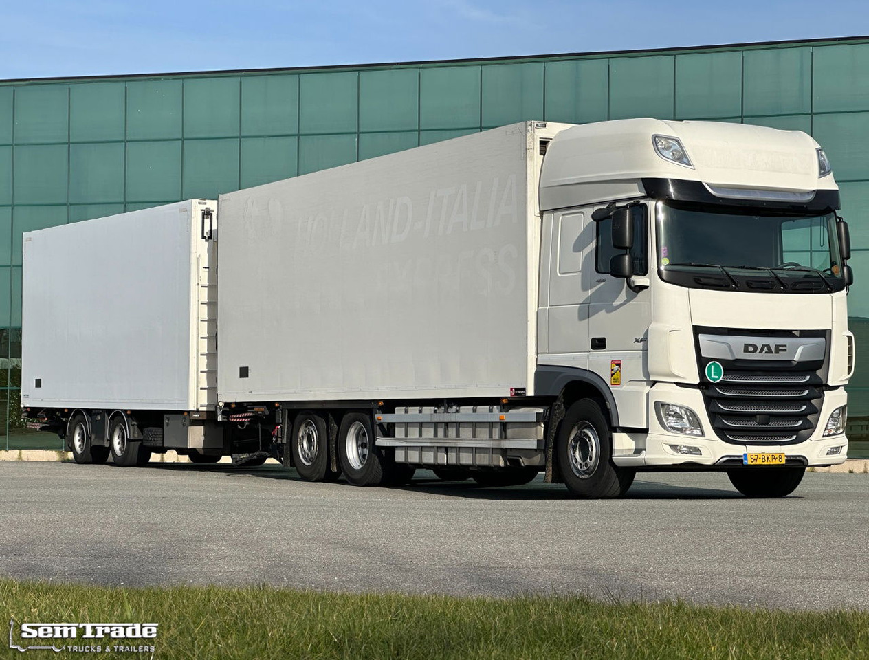 DAF XF 480 FAR SSC 6X2 50 CC Combi 2x Lift Carrier TRS Iceland TOP Condition NL - Camion frigorifique: photos 1 DAF XF 480 FAR SSC 6X2 50 CC Combi 2x Lift Carrier TRS Iceland TOP Condition NL - Camion frigorifique: photos 1