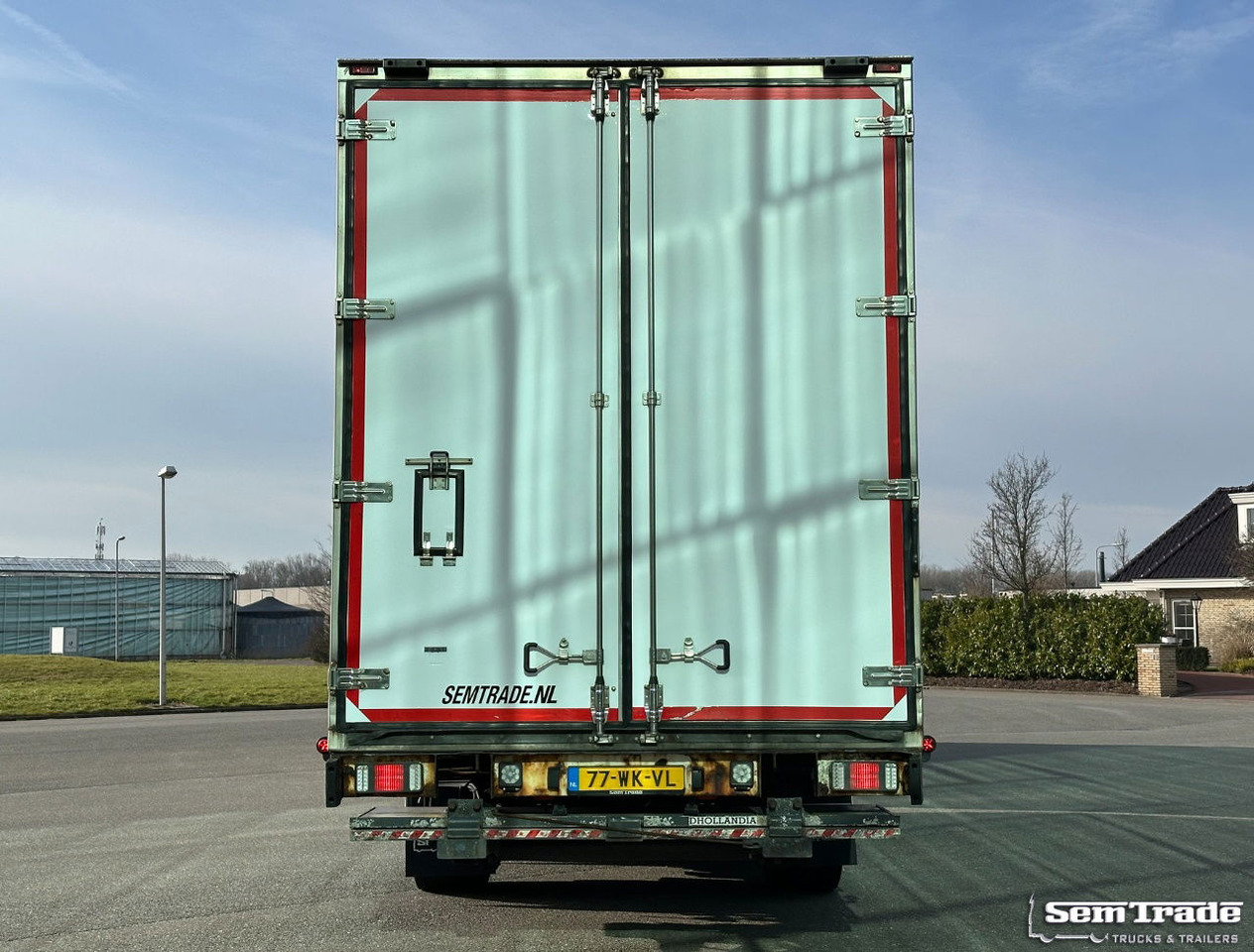 DAF XF 480 FAR SSC 6X2 50 CC Combi 2x Lift Carrier TRS Iceland TOP Condition NL - Camion frigorifique: photos 4 DAF XF 480 FAR SSC 6X2 50 CC Combi 2x Lift Carrier TRS Iceland TOP Condition NL - Camion frigorifique: photos 4