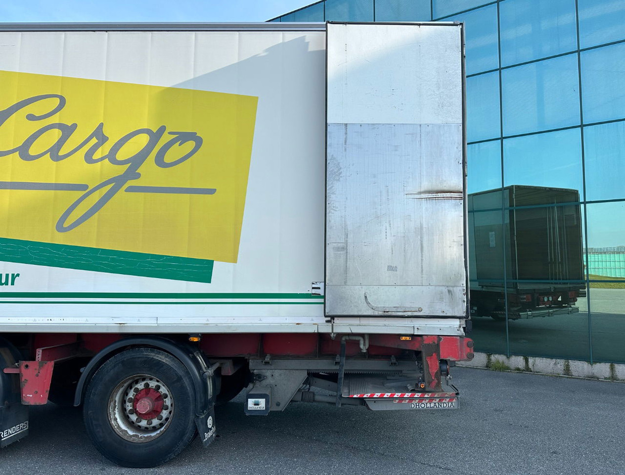 Semi-remorque frigorifique Renders Chereau Carrier Maxima 1300 Steering Axle Tail Lift Belgium Trailer: photos 21 Semi-remorque frigorifique Renders Chereau Carrier Maxima 1300 Steering Axle Tail Lift Belgium Trailer: photos 21