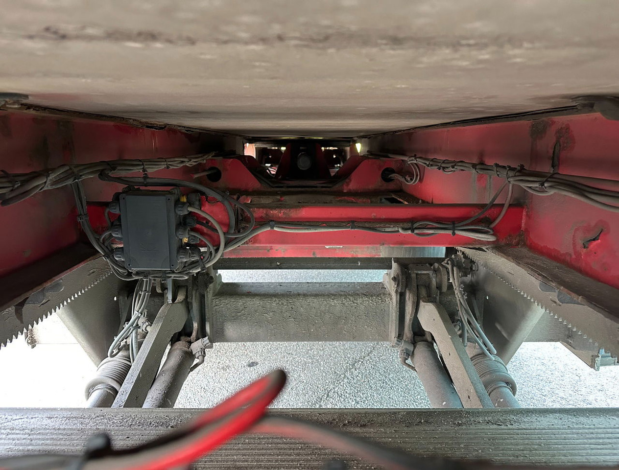 Semi-remorque frigorifique Renders Chereau Carrier Maxima 1300 Steering Axle Tail Lift Belgium Trailer: photos 22 Semi-remorque frigorifique Renders Chereau Carrier Maxima 1300 Steering Axle Tail Lift Belgium Trailer: photos 22