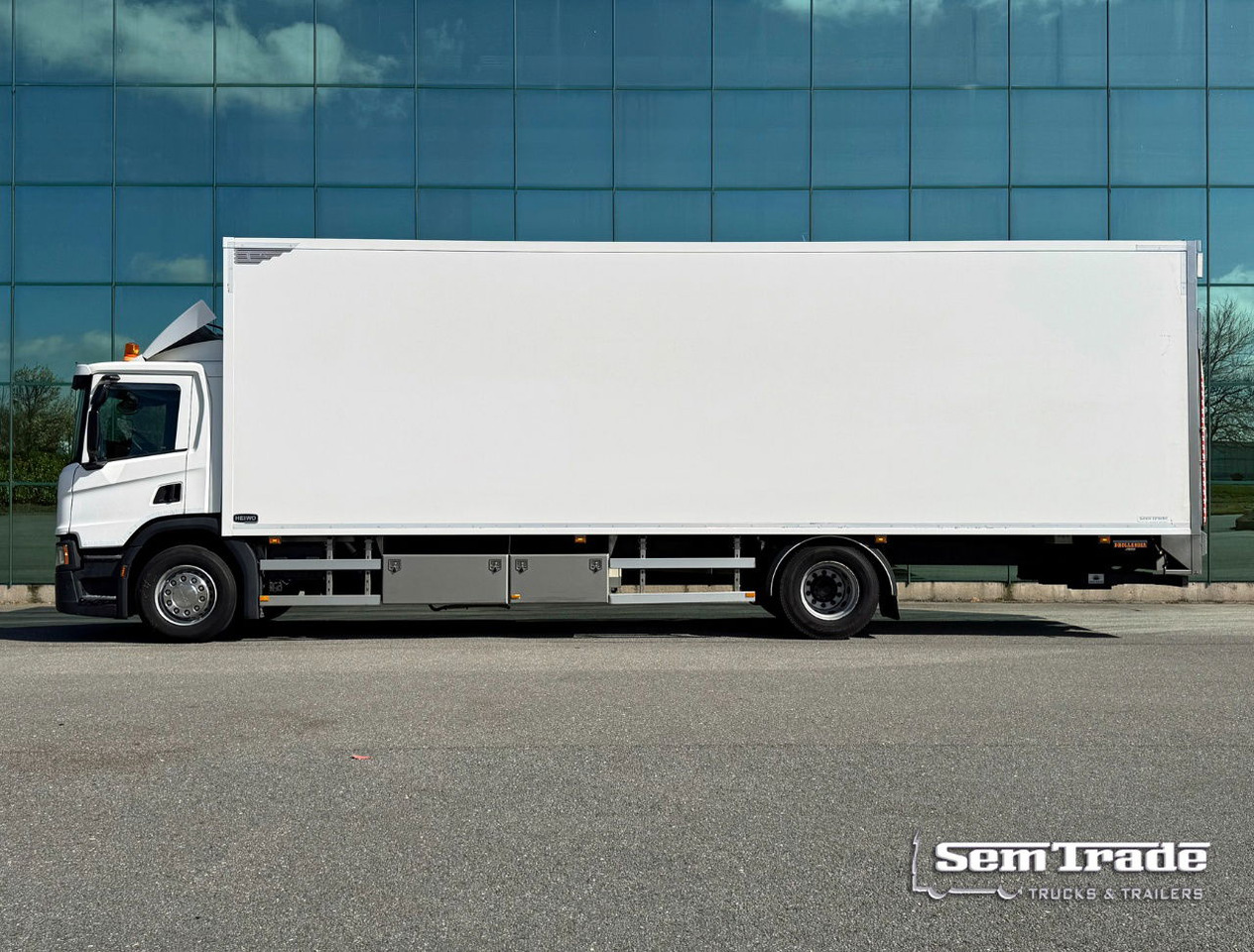 Scania P320 Heiwo 16 Karrenbak 275 CM Hoog Kachel 2.500 KG Klep Super Staat - Camion fourgon: photos 2 Scania P320 Heiwo 16 Karrenbak 275 CM Hoog Kachel 2.500 KG Klep Super Staat - Camion fourgon: photos 2