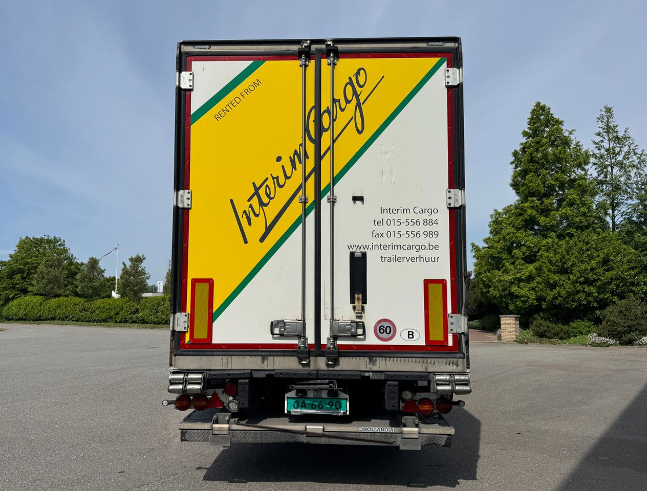 Schmitz Cargobull SCBS3B 275 CM High 250 Wide Tail Lift Carrier Vector 1550 Dopp - Semi-remorque frigorifique: photos 4 Schmitz Cargobull SCBS3B 275 CM High 250 Wide Tail Lift Carrier Vector 1550 Dopp - Semi-remorque frigorifique: photos 4