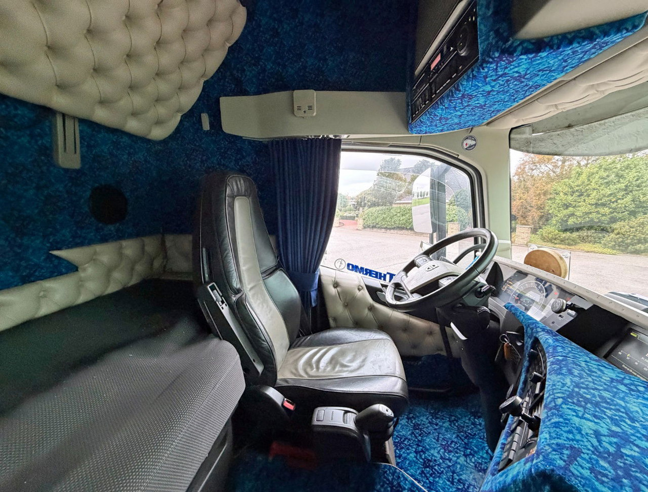 Tracteur routier Volvo FH 500 Retarder Globetrotter XL 2x Tanks Special Interior TOP Condition NL Truck: photos 14