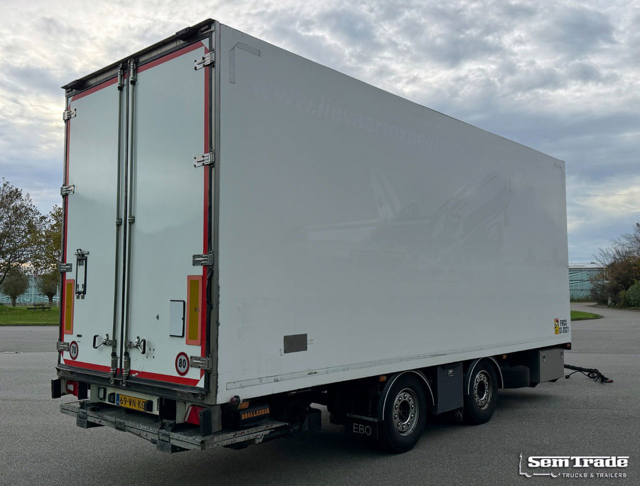 Van Weel VW 18000 VW EBO Isolated BOX TRS Cooling Tail Lift NL-Trailer - Remorque isothermique: photos 4 Van Weel VW 18000 VW EBO Isolated BOX TRS Cooling Tail Lift NL-Trailer - Remorque isothermique: photos 4