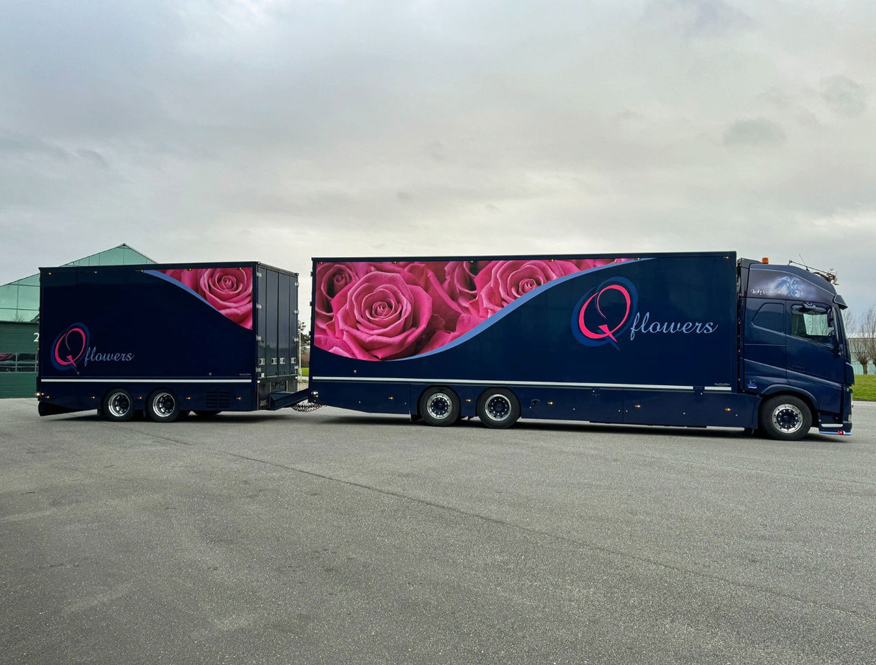 Volvo FH 460 Full Options Special Flower Show Truck Unique Condition - Camion frigorifique: photos 5 Volvo FH 460 Full Options Special Flower Show Truck Unique Condition - Camion frigorifique: photos 5