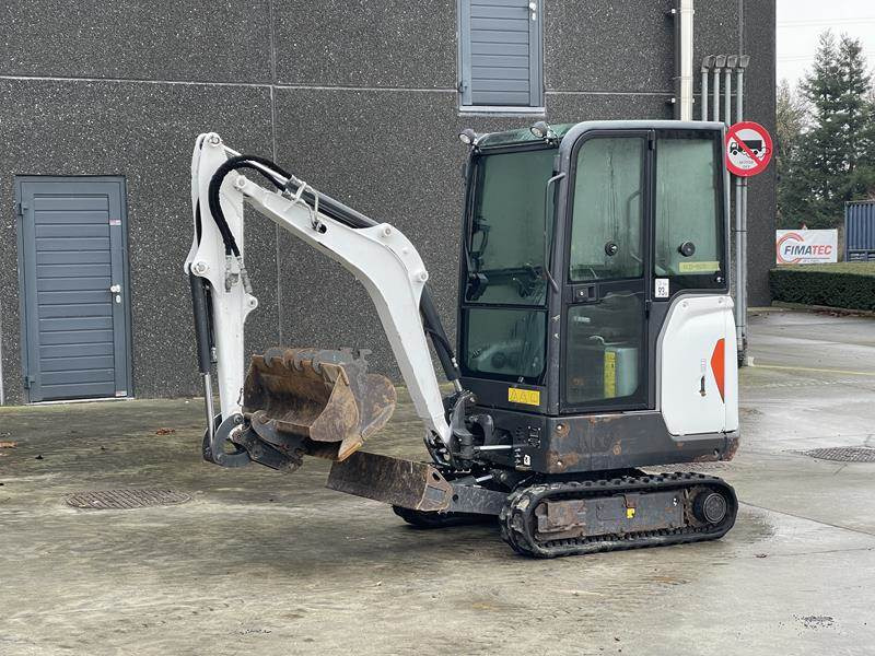 Bobcat E 19 - Mini pelle: photos 1 Bobcat E 19 - Mini pelle: photos 1
