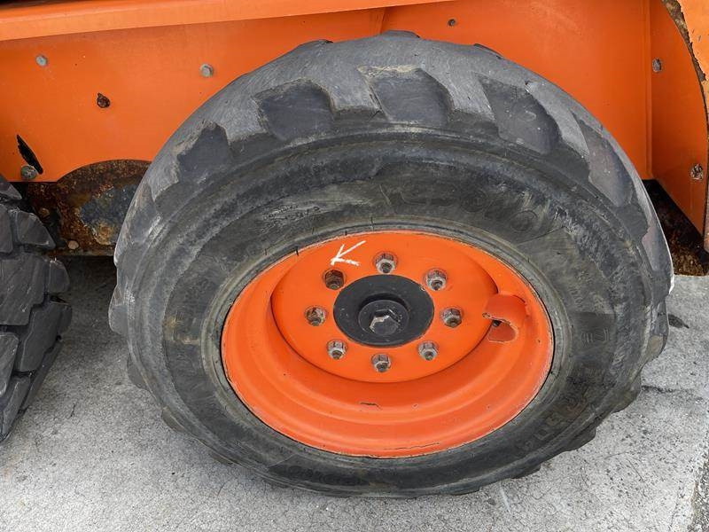 Chargeuse sur pneus Bobcat S 450: photos 11