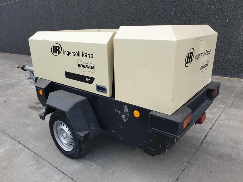 Doosan 7 / 51 - Compresseur d'air: photos 3 Doosan 7 / 51 - Compresseur d'air: photos 3