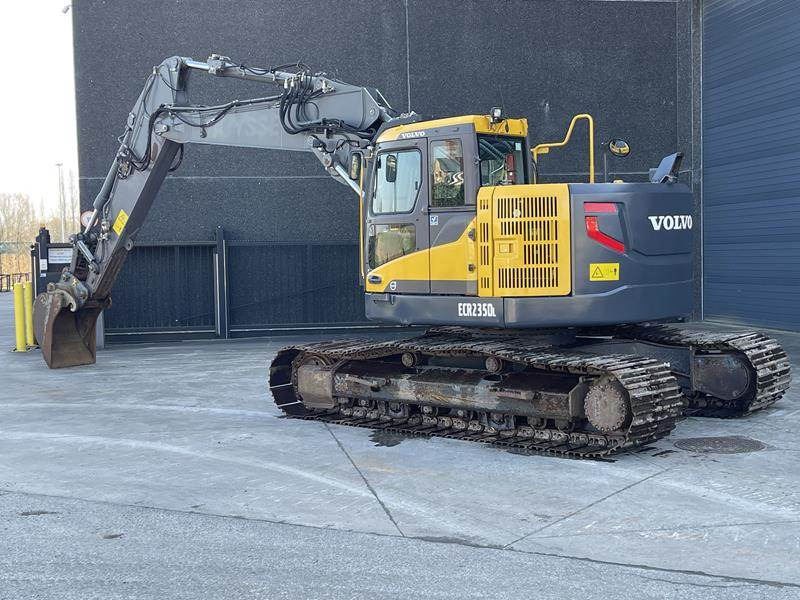 Volvo ECR 235 DL - Pelle sur chenille: photos 2 Volvo ECR 235 DL - Pelle sur chenille: photos 2