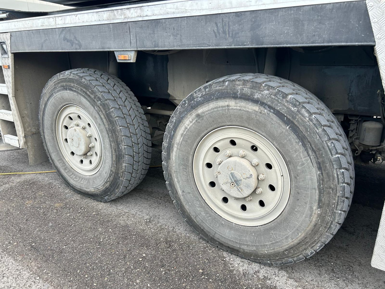 TADANO ATF 220G-5 - Grue mobile: photos 5 TADANO ATF 220G-5 - Grue mobile: photos 5