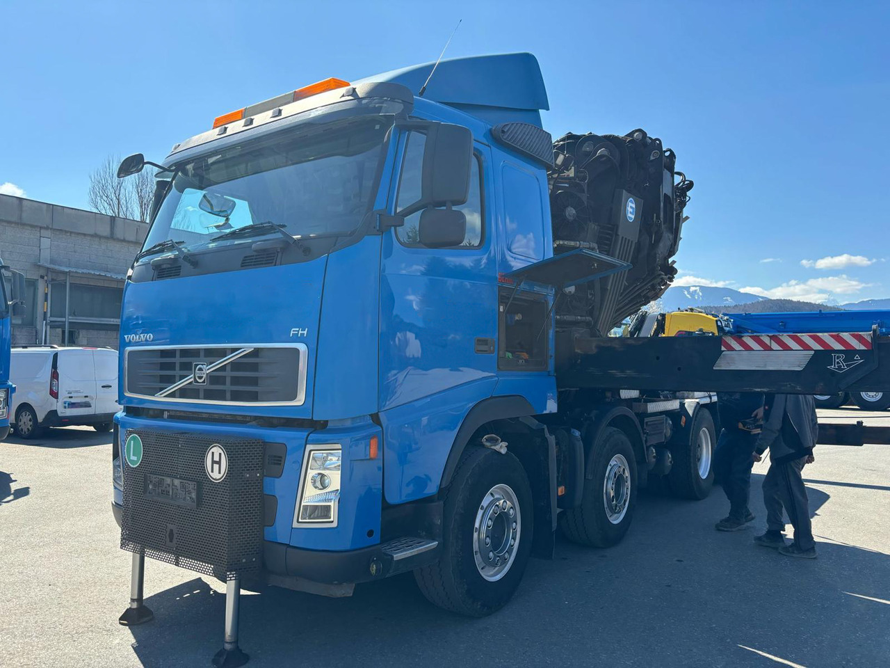 Volvo 520 FH + Effer 1550/8S - Grue auxiliaire: photos 2 Volvo 520 FH + Effer 1550/8S - Grue auxiliaire: photos 2