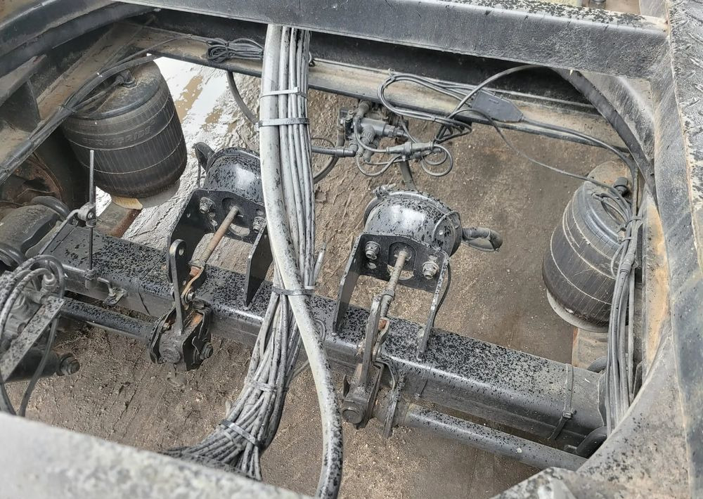 Crédit-bail  Krone Przyczepa wywrotka 3 osie wywrot Krone Przyczepa wywrotka 3 osie wywrot: photos 6