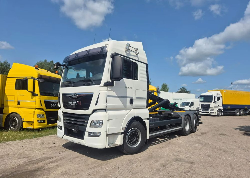 MAN TGX 26-460 Hakowiec oś skrętna - Camion ampliroll: photos 4 MAN TGX 26-460 Hakowiec oś skrętna - Camion ampliroll: photos 4