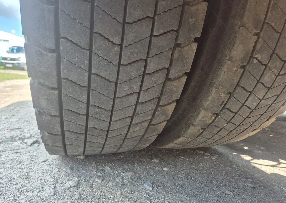 Camion ampliroll MAN TGX 26-460 Hakowiec oś skrętna: photos 10 Camion ampliroll MAN TGX 26-460 Hakowiec oś skrętna: photos 10