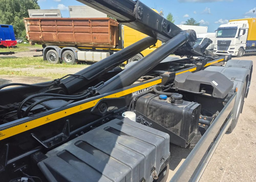 Camion ampliroll MAN TGX 26-460 Hakowiec oś skrętna: photos 7 Camion ampliroll MAN TGX 26-460 Hakowiec oś skrętna: photos 7