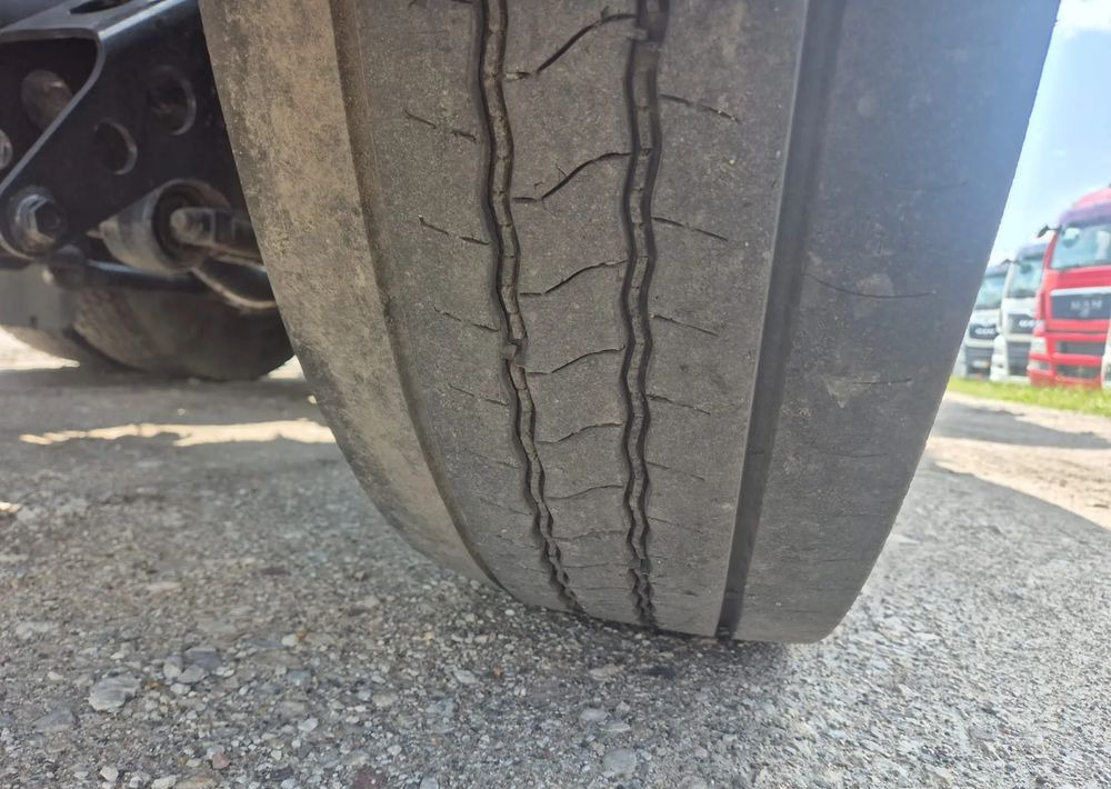 Camion ampliroll MAN TGX 26-460 Hakowiec oś skrętna: photos 15 Camion ampliroll MAN TGX 26-460 Hakowiec oś skrętna: photos 15