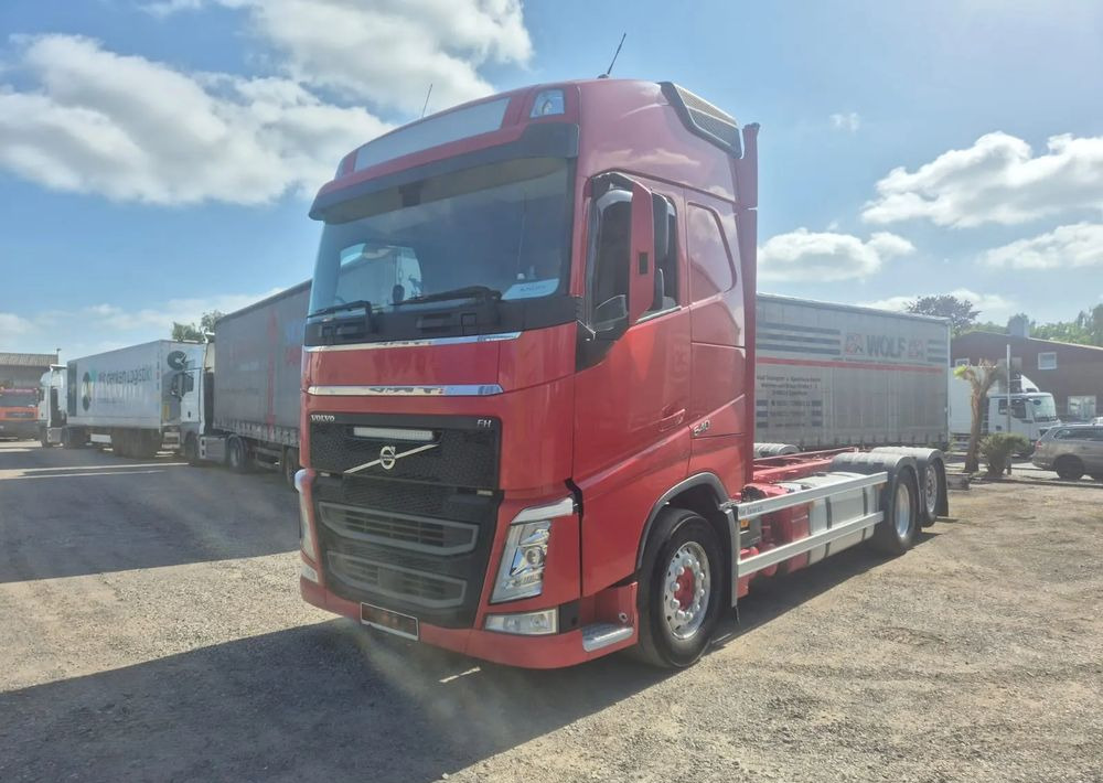 Volvo FH 540 oś skrętna Euro 6 - Châssis cabine: photos 2 Volvo FH 540 oś skrętna Euro 6 - Châssis cabine: photos 2
