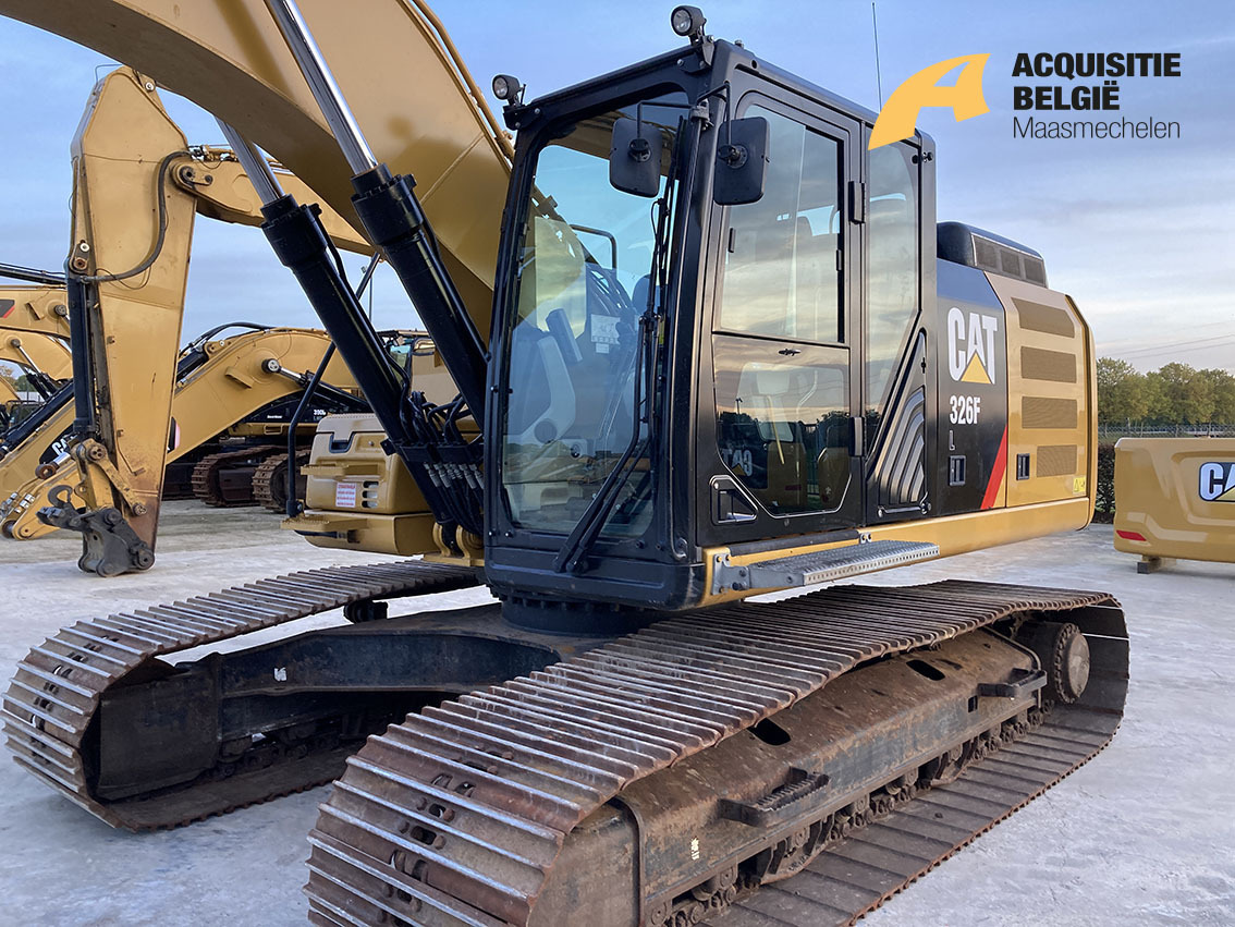 CATERPILLAR 326FL - Pelle: photos 2 CATERPILLAR 326FL - Pelle: photos 2