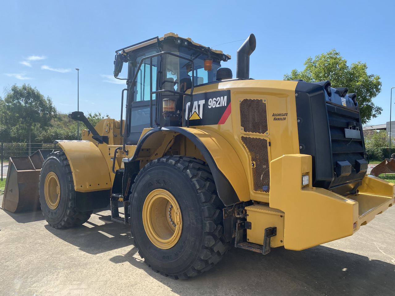 CATERPILLAR 962M - Chargeuse sur pneus: photos 1 CATERPILLAR 962M - Chargeuse sur pneus: photos 1