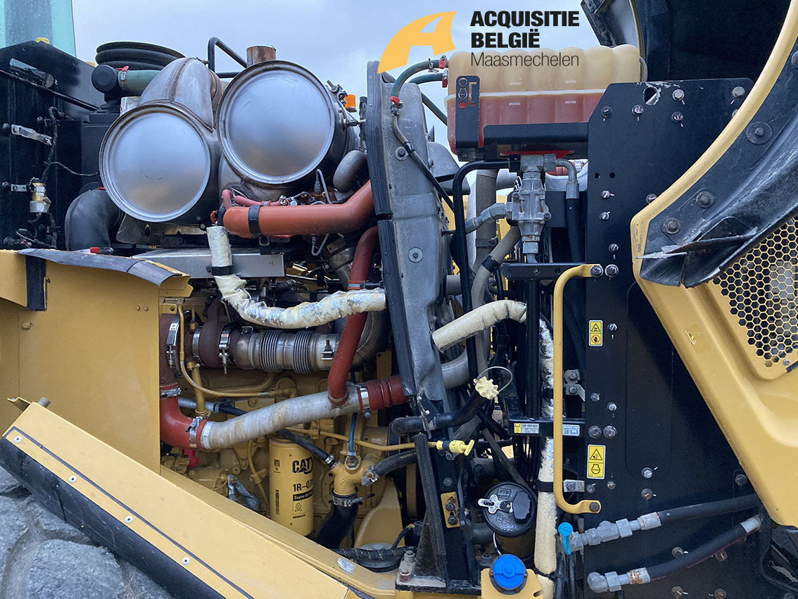 CATERPILLAR 966M - Chargeuse sur pneus: photos 5 CATERPILLAR 966M - Chargeuse sur pneus: photos 5