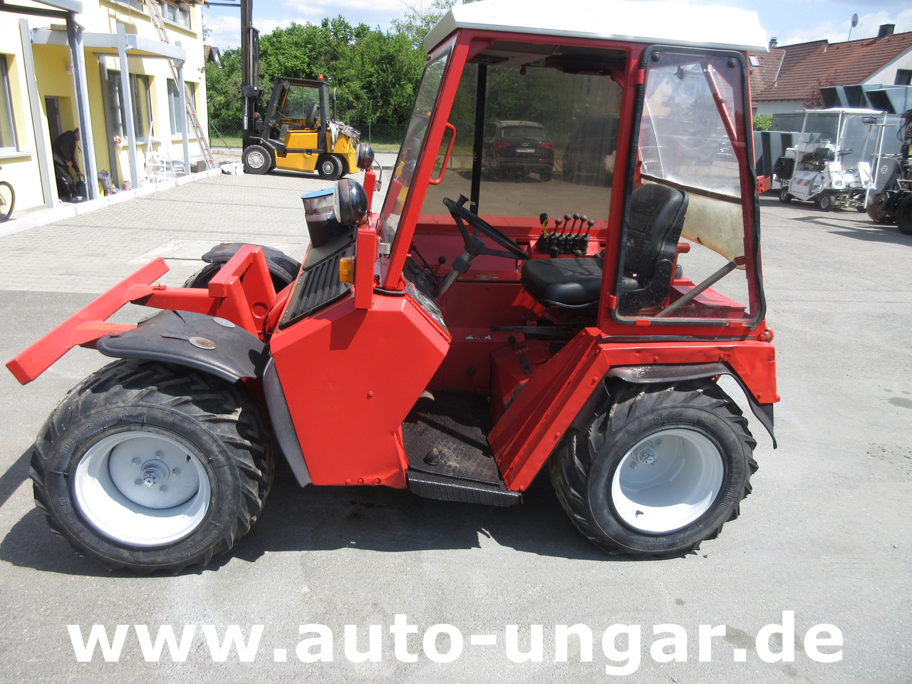 Aebi Terratrac TT88 Bergtraktor Metrac 4x4 Hydrostat 2x Zapfwelle Heckhydraulik - Tracteur agricole: photos 4 Aebi Terratrac TT88 Bergtraktor Metrac 4x4 Hydrostat 2x Zapfwelle Heckhydraulik - Tracteur agricole: photos 4