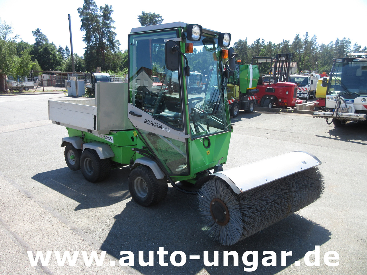 Egholm Nilfisk 2100 Powerflex 4x4 Kipper AHK Hydraulik Bürste Winterdienst - Tracteur communal: photos 1 Egholm Nilfisk 2100 Powerflex 4x4 Kipper AHK Hydraulik Bürste Winterdienst - Tracteur communal: photos 1