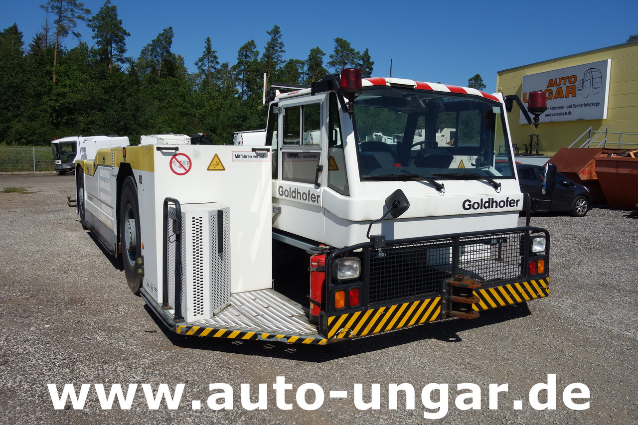 GOLDHOFER AST-1 A500 Baujahr 1999 Push-Back towbarless Pushback Liebherr used GSE - Tracteur d'avions: photos 1 GOLDHOFER AST-1 A500 Baujahr 1999 Push-Back towbarless Pushback Liebherr used GSE - Tracteur d'avions: photos 1
