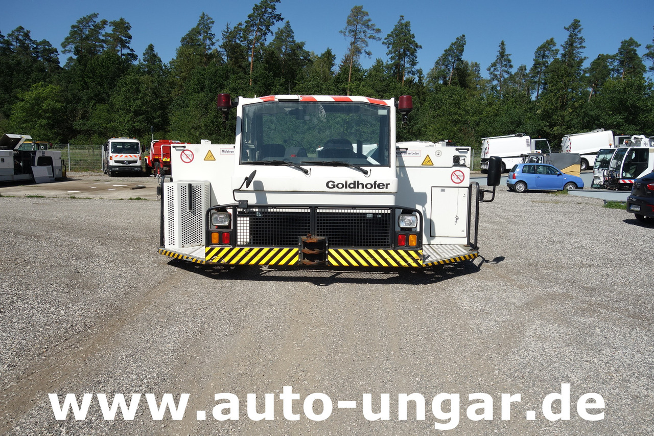GOLDHOFER AST-1 A500 Baujahr 1999 Push-Back towbarless Pushback Liebherr used GSE - Tracteur d'avions: photos 2 GOLDHOFER AST-1 A500 Baujahr 1999 Push-Back towbarless Pushback Liebherr used GSE - Tracteur d'avions: photos 2