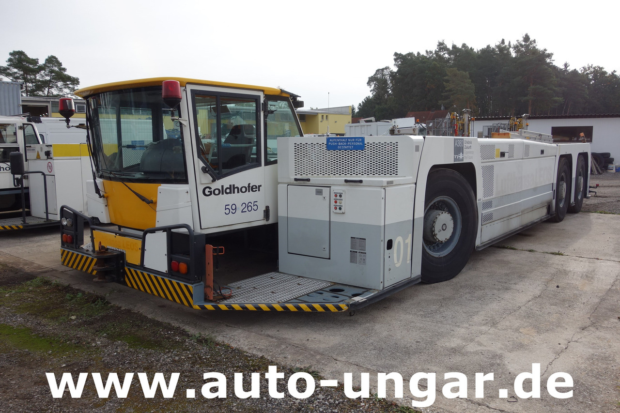Goldhofer AST-1X 1360 Allradlenkung 6x6 towbarless Pushback Airbus A380 Deutz TCD 2015 V08 - 1.360PS - Tracteur d'avions: photos 3 Goldhofer AST-1X 1360 Allradlenkung 6x6 towbarless Pushback Airbus A380 Deutz TCD 2015 V08 - 1.360PS - Tracteur d'avions: photos 3