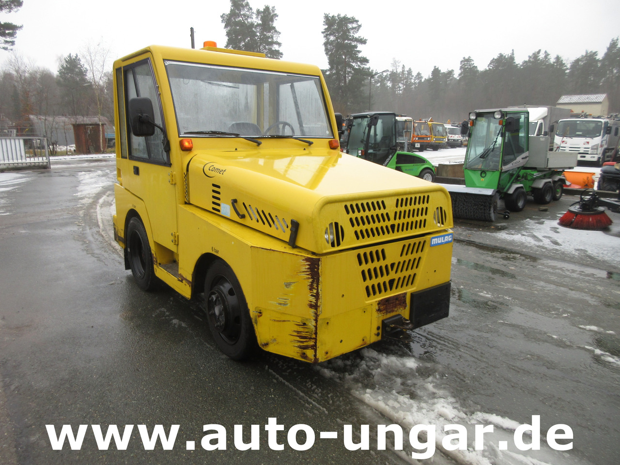 MULAG Comet 6D Diesel Schlepper Push-Back GSE Gepäckwagen - Tracteur à bagages: photos 1 MULAG Comet 6D Diesel Schlepper Push-Back GSE Gepäckwagen - Tracteur à bagages: photos 1
