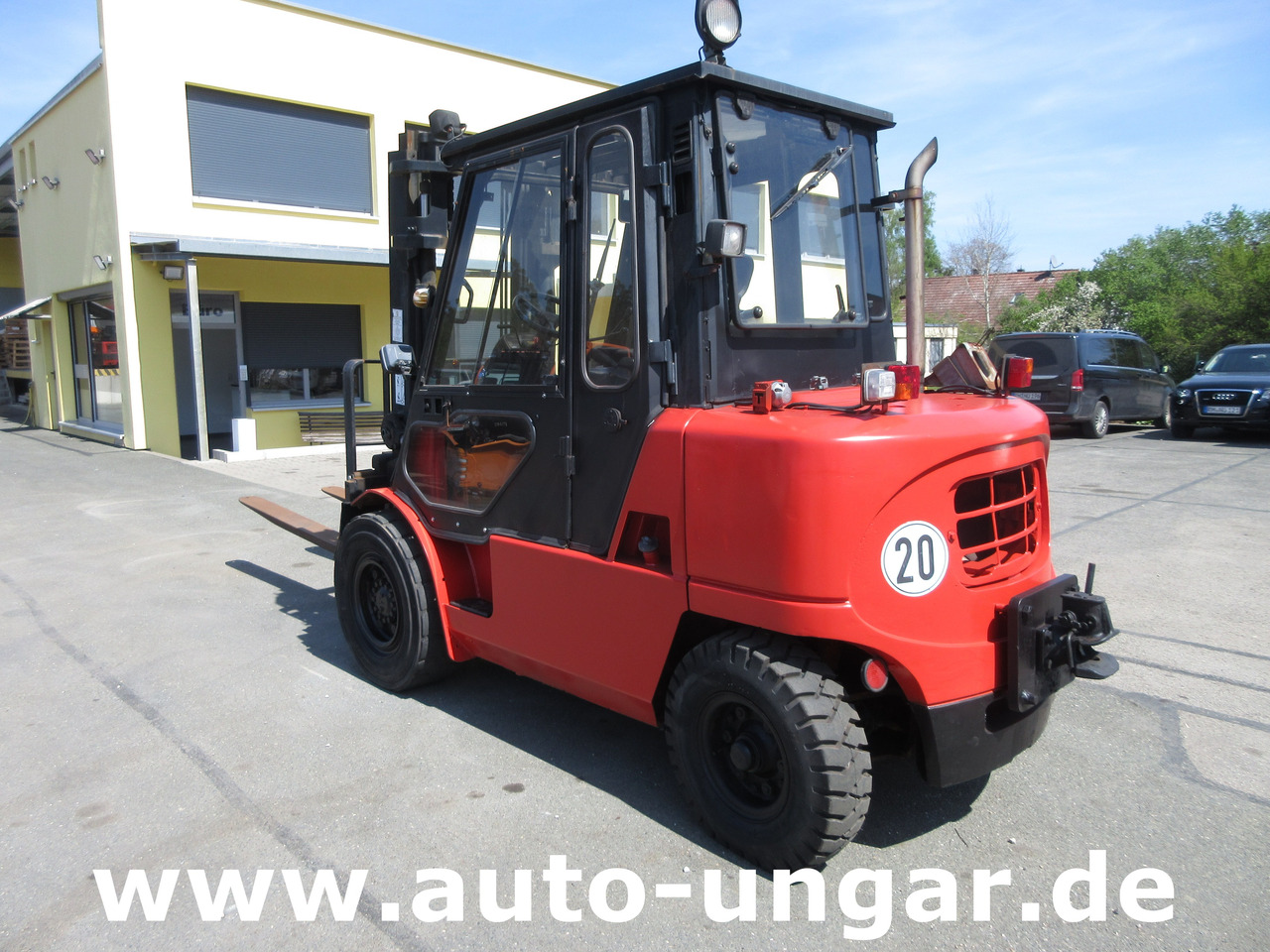 Nissan F04D 400 Diesel Gabelstapler 4.000kg Motorschaden Bj. 2002 - Chariot élévateur diesel: photos 5 Nissan F04D 400 Diesel Gabelstapler 4.000kg Motorschaden Bj. 2002 - Chariot élévateur diesel: photos 5
