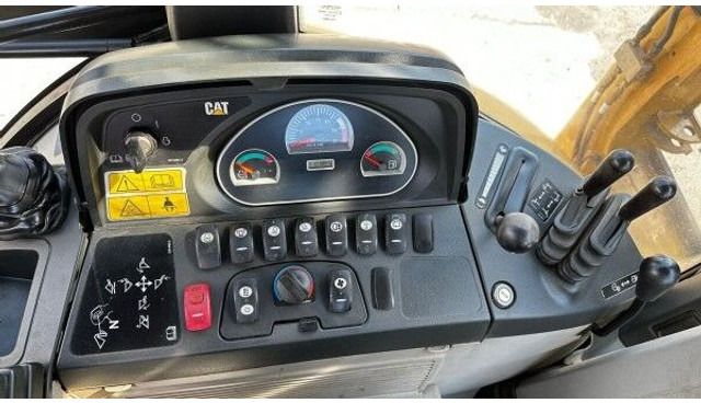 Caterpillar 432 E joystick - Tractopelle: photos 5 Caterpillar 432 E joystick - Tractopelle: photos 5