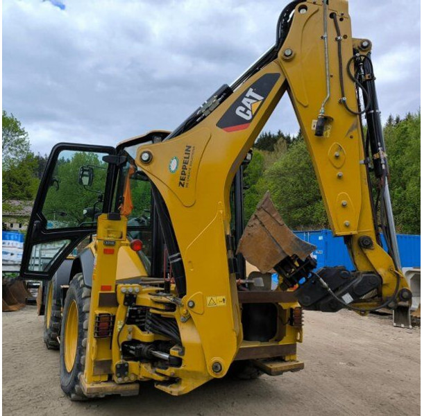 Caterpillar 444F - Tractopelle: photos 2 Caterpillar 444F - Tractopelle: photos 2