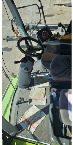 Moissonneuse-batteuse pour transport de la nourriture Claas Tucano 450 (839) +V 750: photos 7