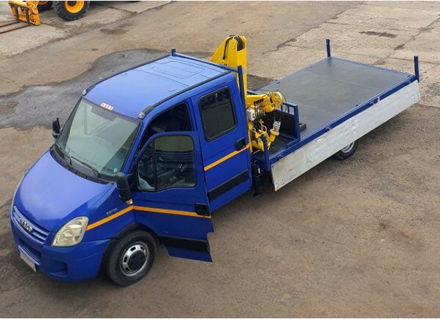 Iveco 50C18 Daily 3.D 16V +Effer - Fourgon plateau, Utilitaire double cabine: photos 3 Iveco 50C18 Daily 3.D 16V +Effer - Fourgon plateau, Utilitaire double cabine: photos 3